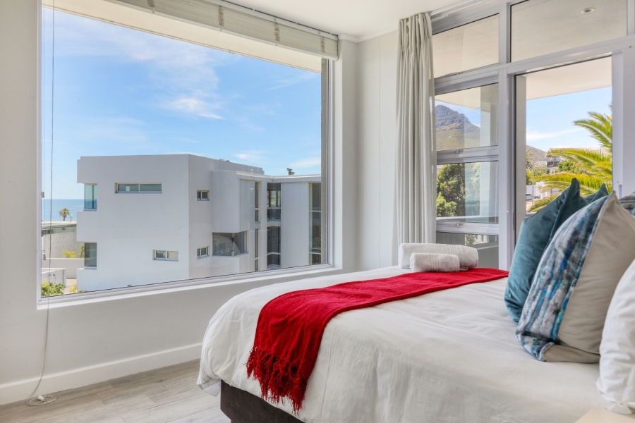 To Let 6 Bedroom Property for Rent in Camps Bay Western Cape